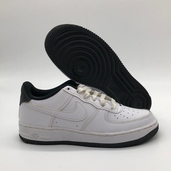 Nike Other - Nike Air Force 1 ESS Low (GS) White Black Sneakers DV1332 100 USED Size 5Y